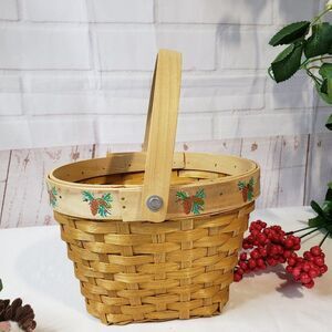 Cute Christmas Woven Pinecone Small Handle Basket Decor Farmhouse Cabin Holiday